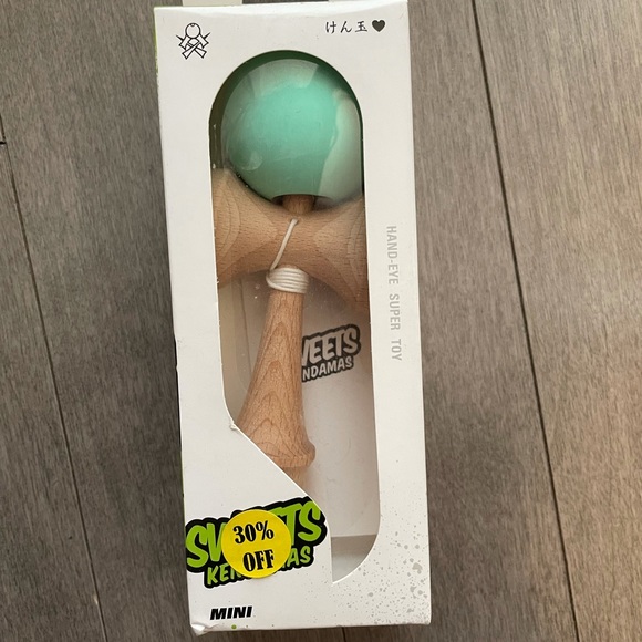 NEW IN BOX! Japanese toys! Terra pills & Kendamas - Picture 9 of 11